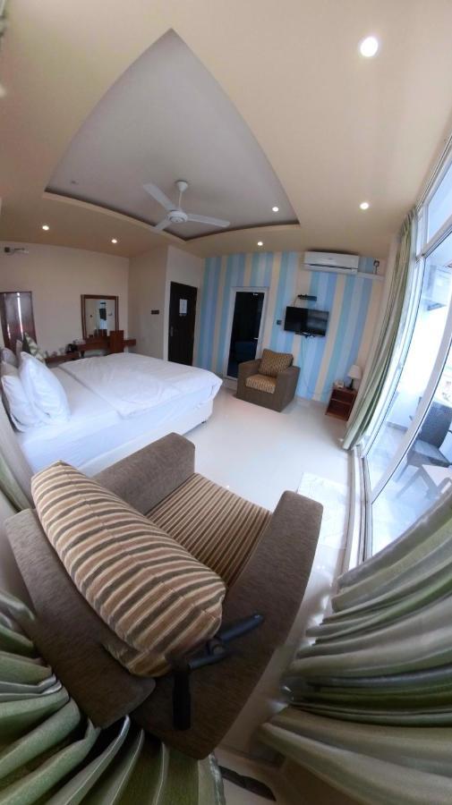 Contento Retreat Hulhumale Exterior photo